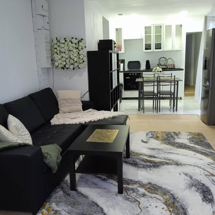 לאון La Maison Du Cerisier מראה חיצוני תמונה